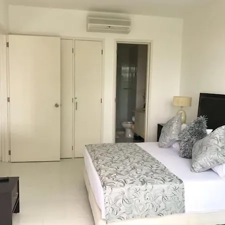 Apartment Con Salida Al Mar
