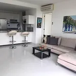 Bello Apartamento Con Salida Al Mar